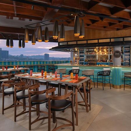 Four Points By Sheraton Кампала Екстериор снимка