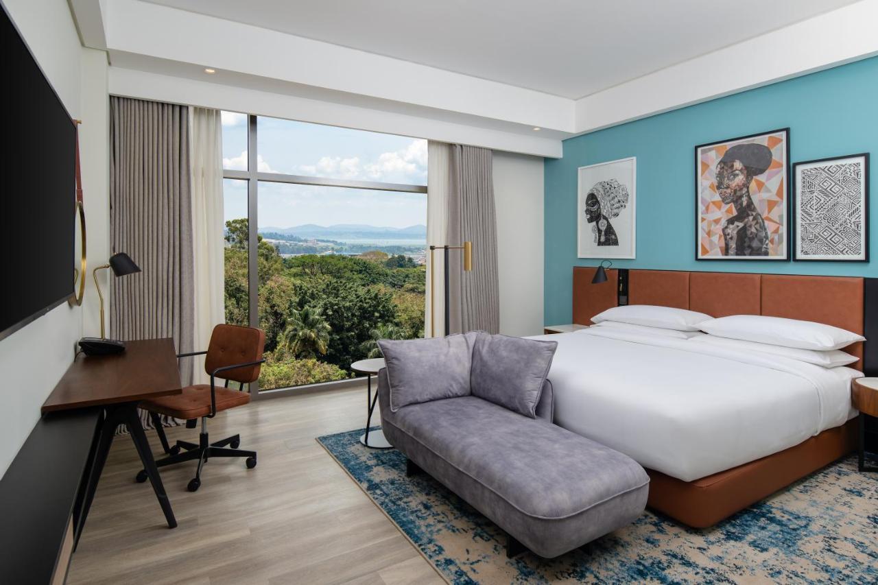 Four Points By Sheraton Кампала Екстериор снимка
