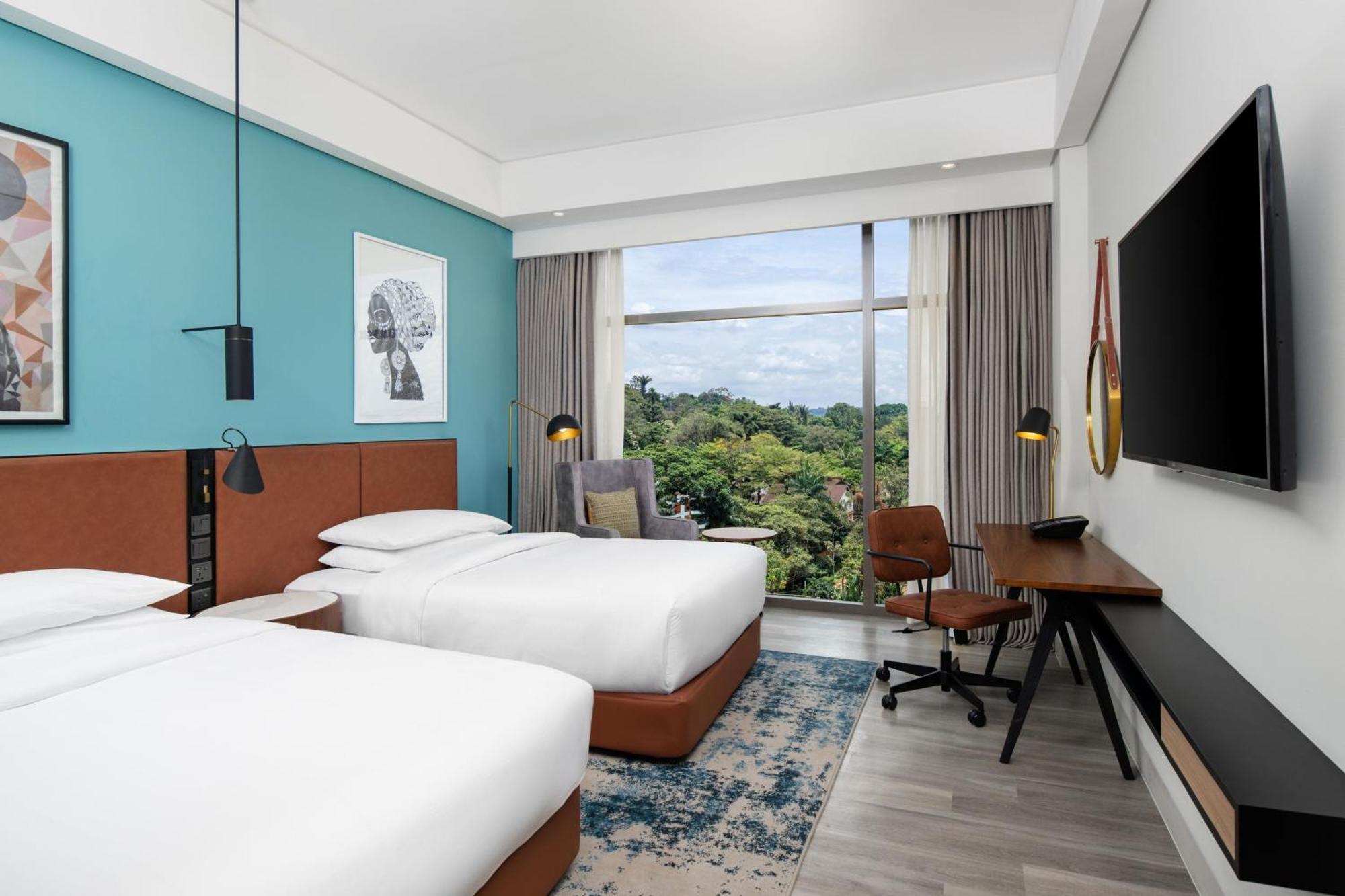 Four Points By Sheraton Кампала Екстериор снимка
