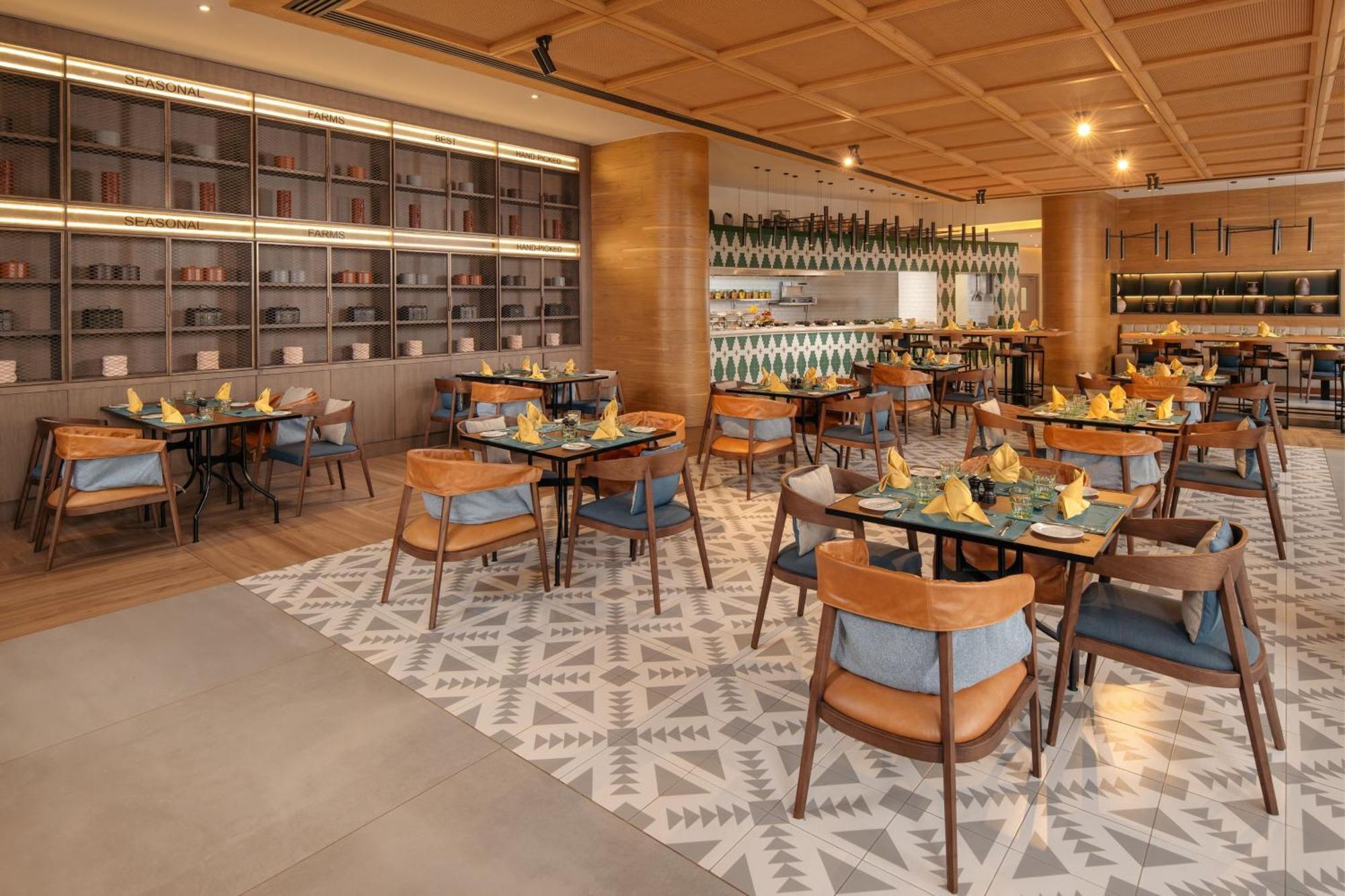 Four Points By Sheraton Кампала Екстериор снимка