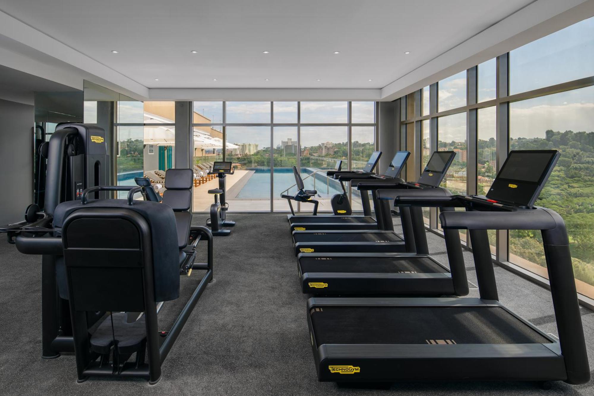 Four Points By Sheraton Кампала Екстериор снимка