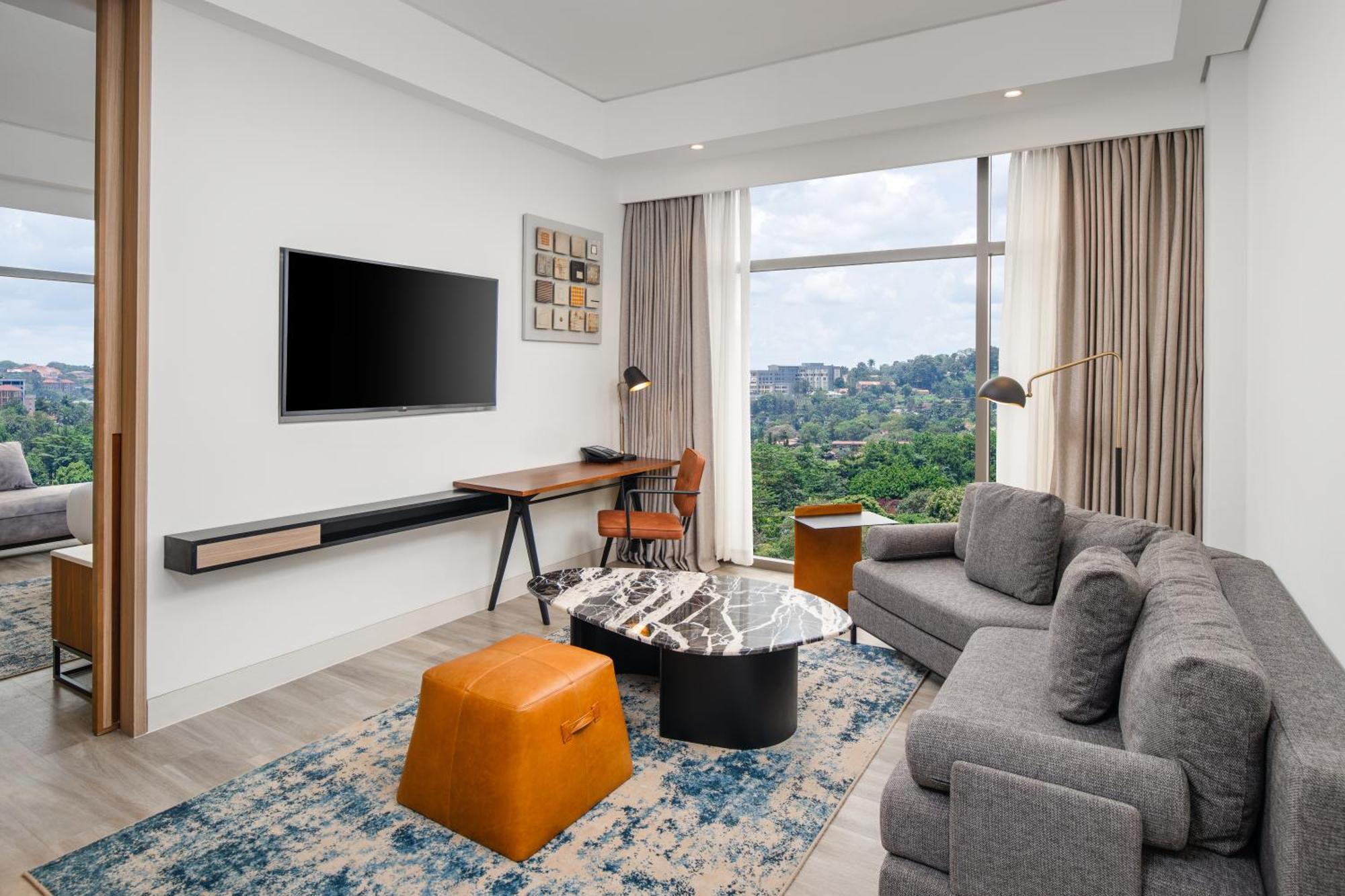 Four Points By Sheraton Кампала Екстериор снимка